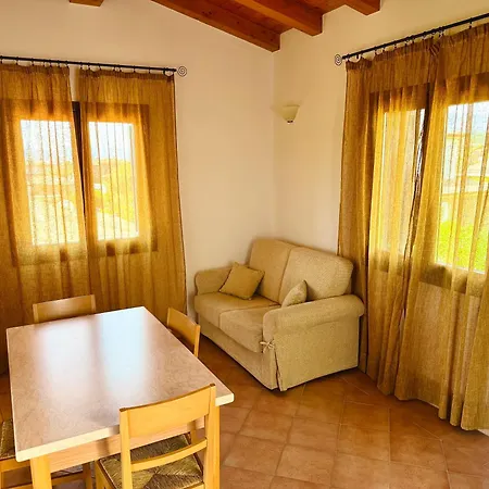 White House Lu Impostu Apartment Puntaldia