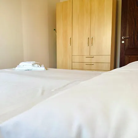 White House Lu Impostu *