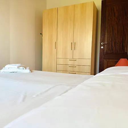 White House Lu Impostu Apartman Puntaldia