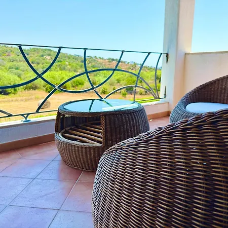 White House Lu Impostu * プンタルディア